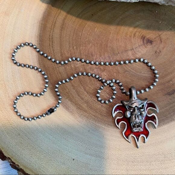 Mens Gothic Pewter Horn Evil Devil Demon Necklace 2005 Era - Picture 1 of 3